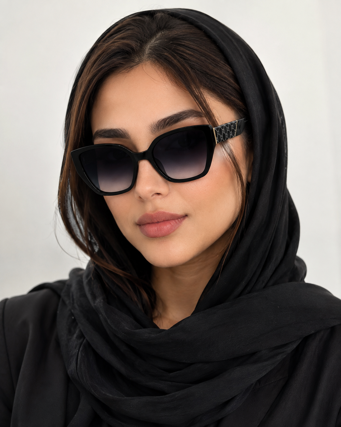 عینک آفتابی زنانه برنده Gucci